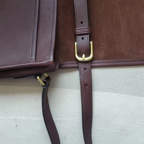Coach Vintage 9790 Flap Bag - Picture 10 of 14
